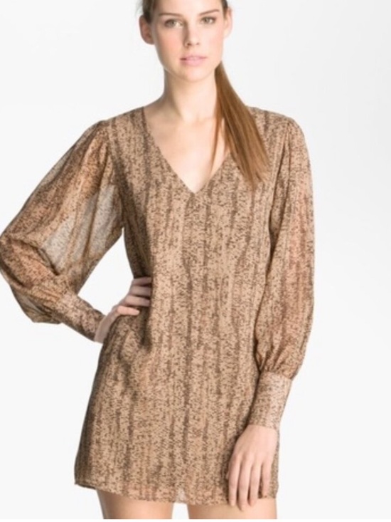 Rory Beca Dresses & Skirts - Rory Beca Snakeskin Print Georgette V-Neck Shift Dress Size Small